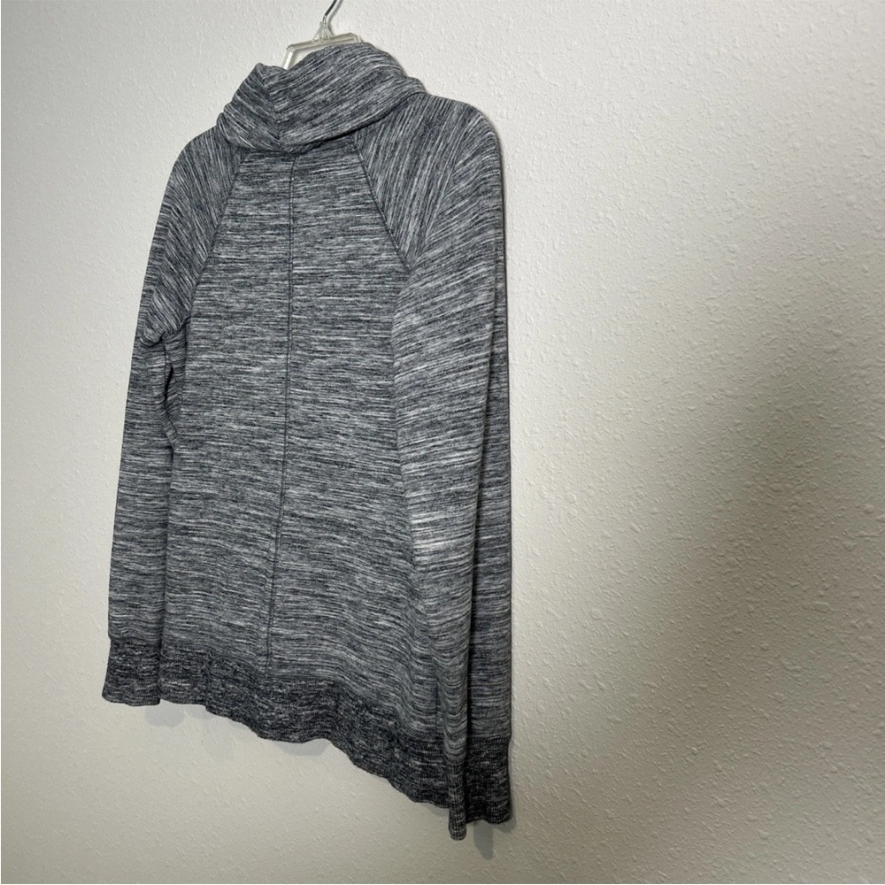 L.L. Bean Women’s Sm Cozy Fleece Pullover Sweatshirt Thumbholes Cowl Neck Gray - Picture 11 of 12